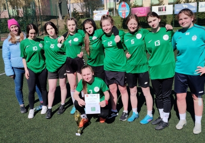 Dziewczyny z ZSM Świecie mistrzyniami powiatu w piłkę nożną [ZDJĘCIA, WIDEO]