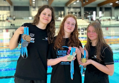 Pływacy Olimpii Świecie zdobyli aż 18 medali w mistrzostwach województwa