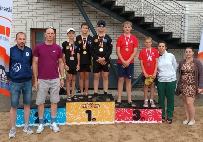 Volley Świecie i Spartakus Lniano ze złotym i brązowymi medalami