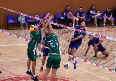 CeDeKa Volley Świecie nie oddał fotelu lidera. Wygrał z Ivy Technology