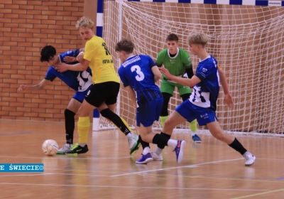 Futsal Świecie zadebiutował w „centralce”. Przegrał z AZS UW Wilanów [ZDJĘCIA]