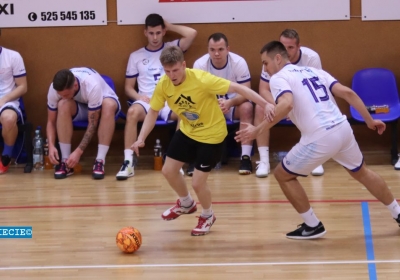 ProfTools Liga. Dwóch ćwierćfinalistów i spadkowicz już znani. Inauguracja II i III ligi [WYNIKI< STRZELCY, TABELE]