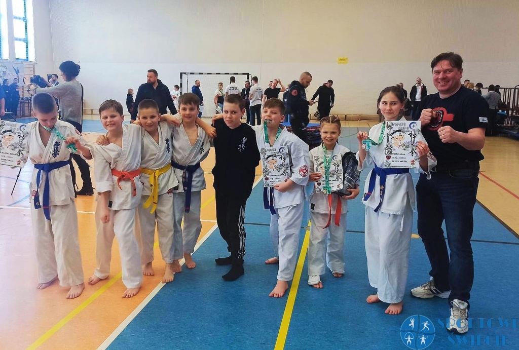 Trzeci turniej Washi Cup II – cztery medale karateków ze Świecia