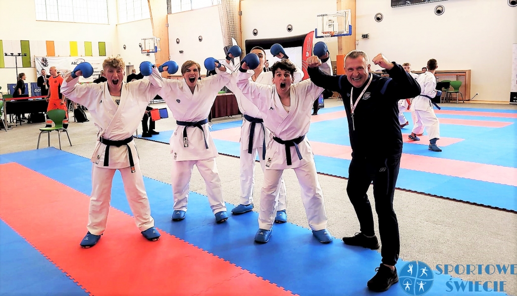 Medalowa „szóstka” karateków Yamabushi w Mistrzostwach Polski WKF