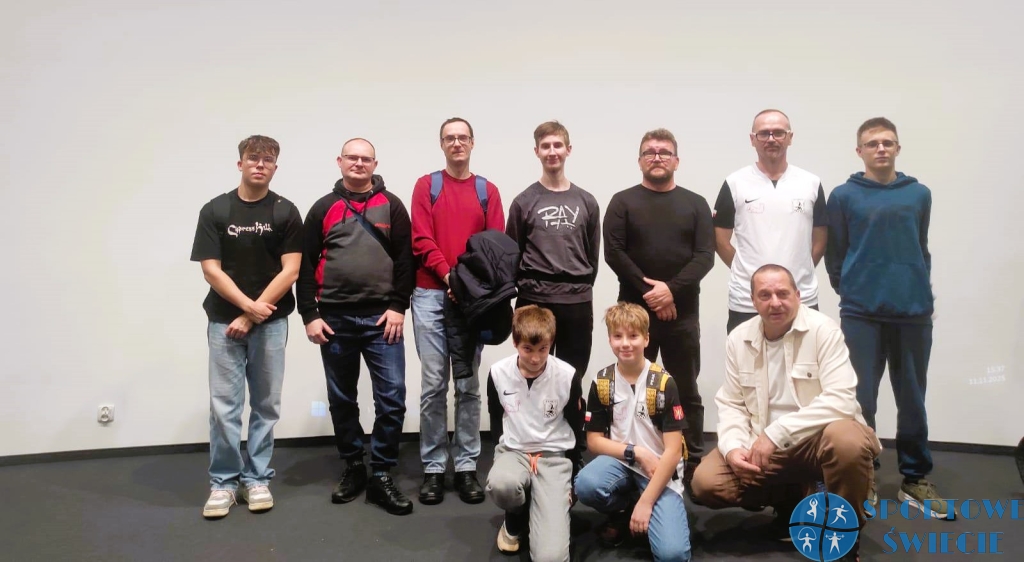 Szachiści Gambitu Świecie zagrali w Bydgoszczy dla Niepodległej