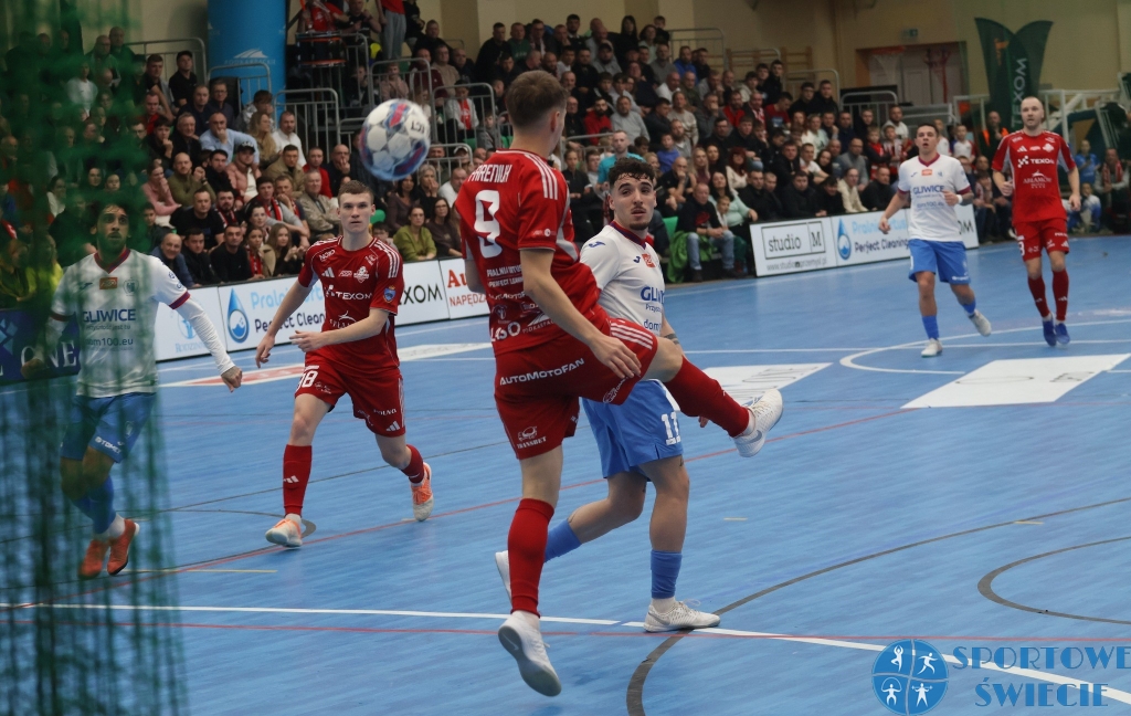 Eurobus Przemyśl mistrzem jesieni. Futsal Świecie poza „8” [WIDEO]