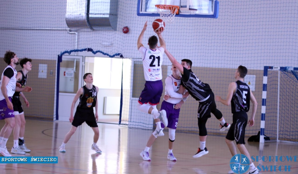 ŚKK Świecie wygrał w „Trójce” z PKK 99 Pabianice [ZDJĘCIA]