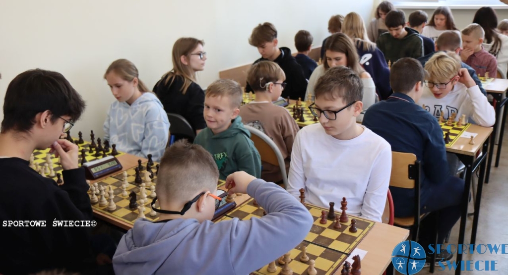 Radosław Wrzesiński najlepszy w I Turnieju Szachowy Szkół [ZDJĘCIA]