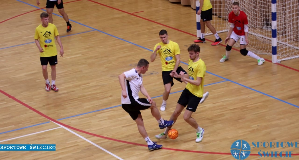 Proftools Liga. W eliminacjach zostały dwie niewiadome [ZDJĘCIA, WYNIKI, STRZELCY]