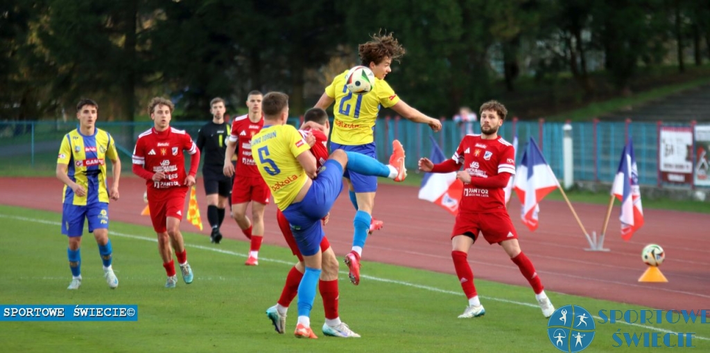 Podział punktów w derbach – Wda Świecie zremisowała z Elaną Toruń [ZDJĘCIA]