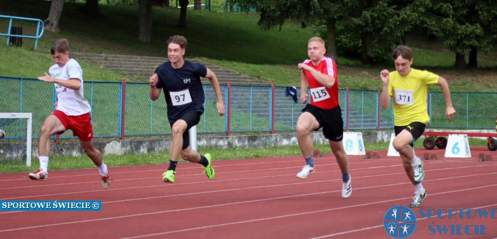 Srebrne medale Julii i Filipa w Igrzyskach Młodzieży Szkolnej w lekkoatletyce [ZDJĘCIA]