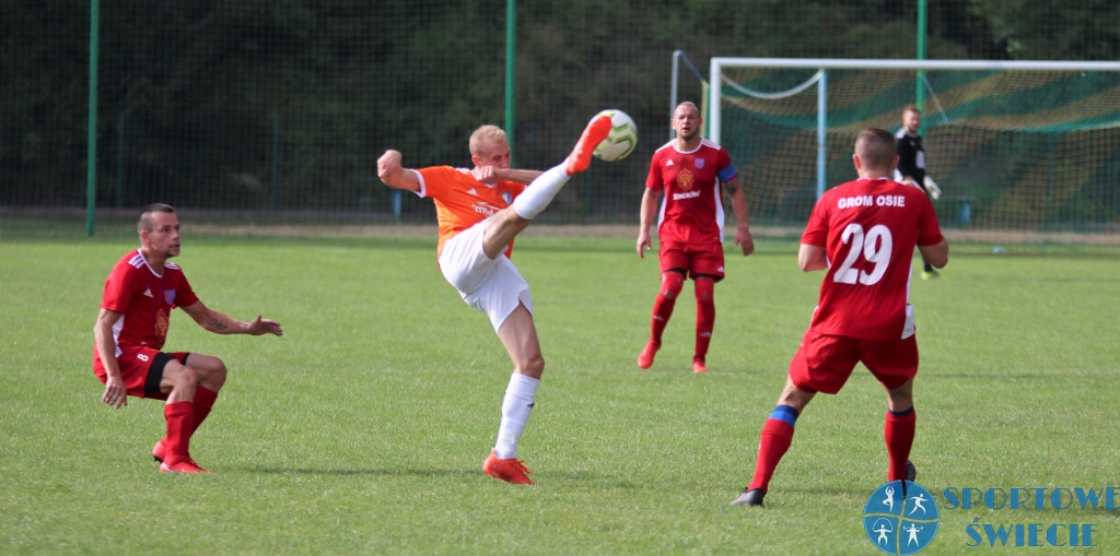 Osiem transferów Gromu Osie. Jeden z nowych graczy był w szkółce Atletico Madryt