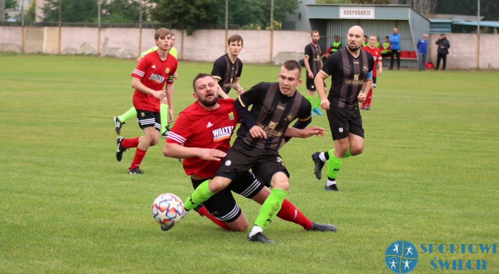 Piaski Bydgoszcz i Strażak Przechowo zagrają o mistrza jesieni