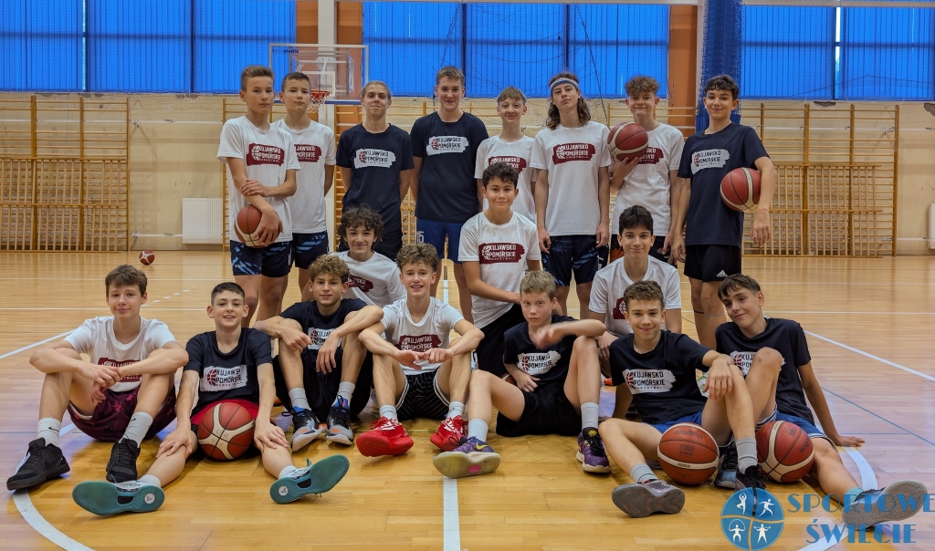 Aleks Drążkowski z ŚKK Świecie powołany na zgrupowanie Kadry K-P ZKosz.