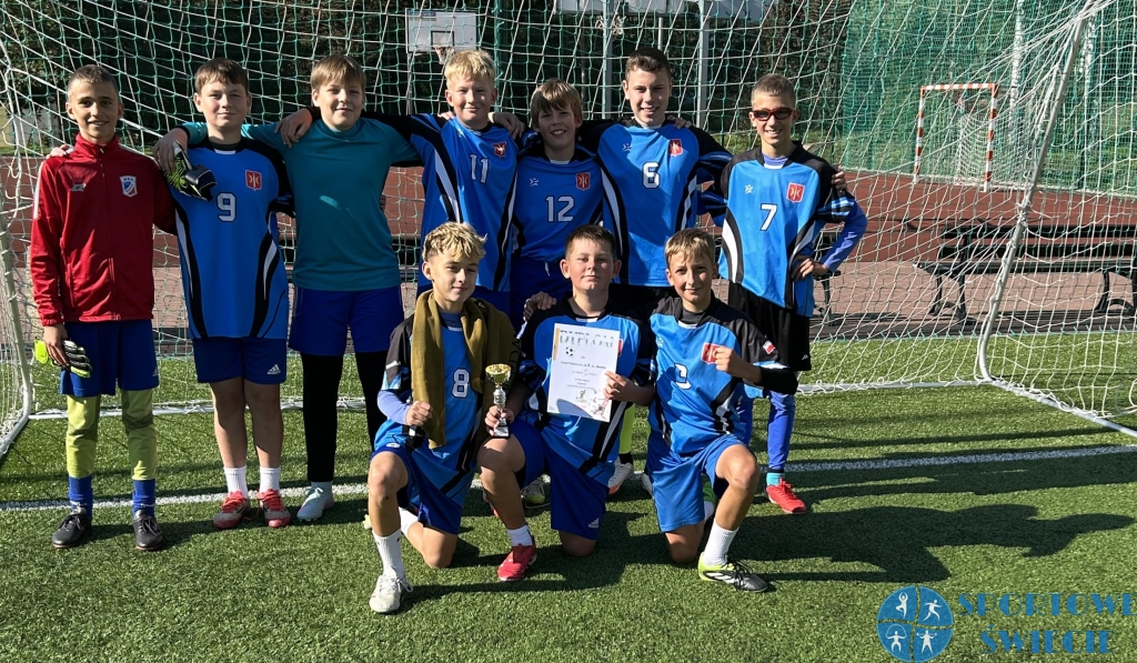 ID. Piłkarze z „Ósemki” najlepsi też w powiecie świeckim