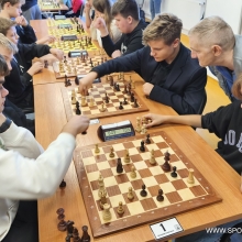 Adam Roszyk najlepszy w turnieju szachowym szkół w Stokrotce [ZDJĘCIA]